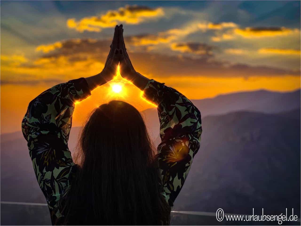 Yoga im Sonnenuntergang | Alila Jabal Akhdar