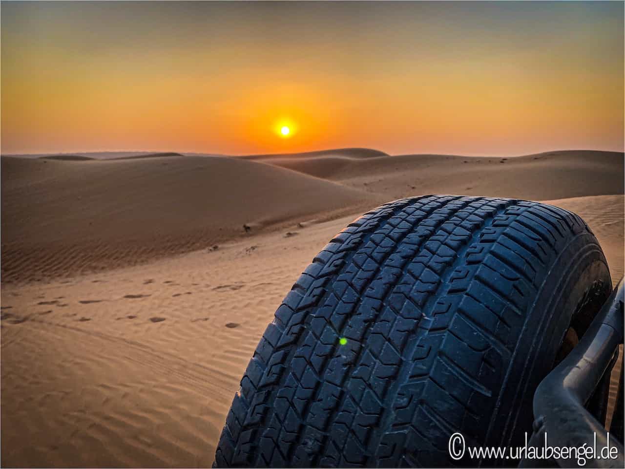Dune Bashing in der Wüste, Wahiba Sands Oman