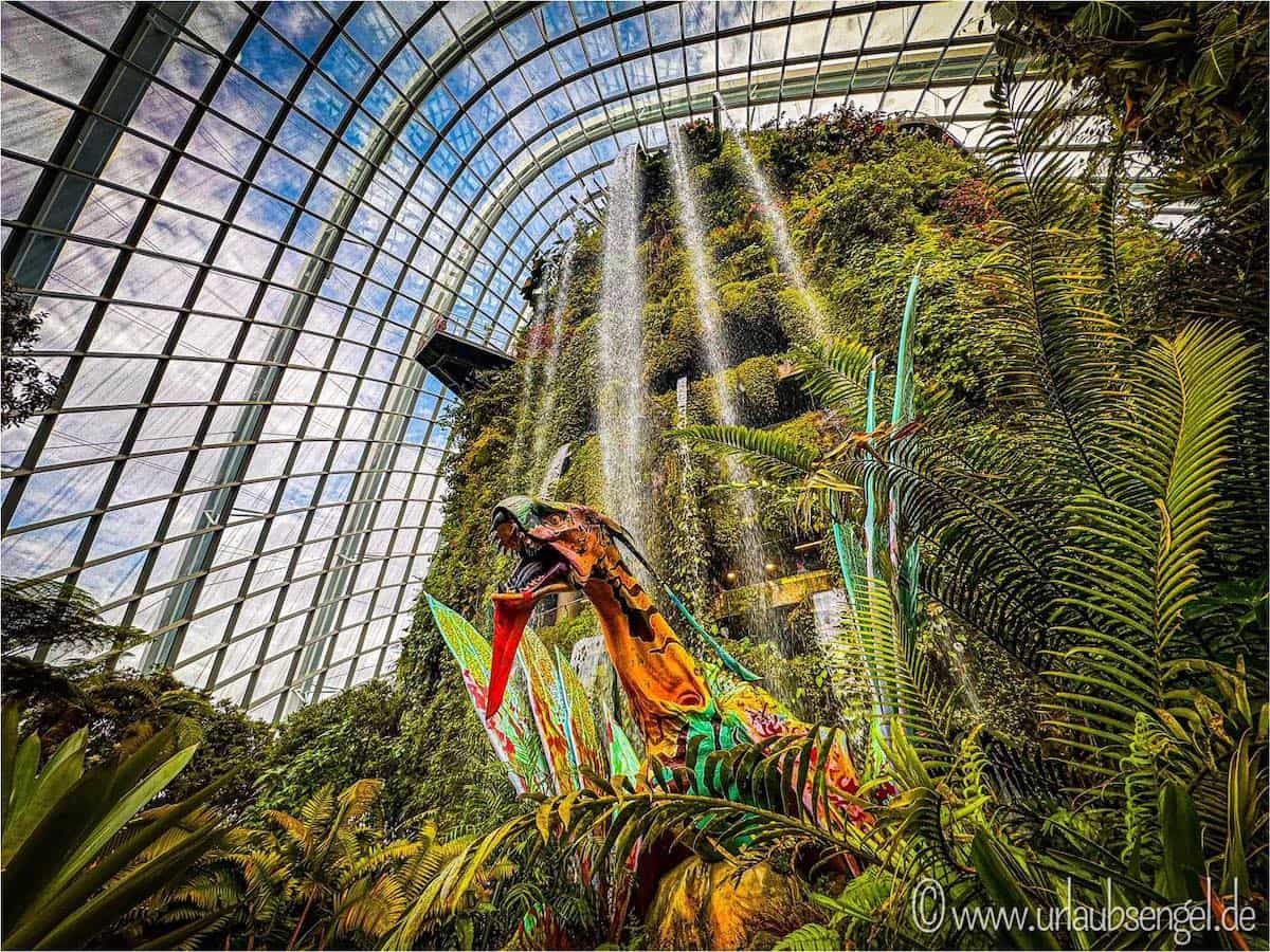Gardens by the Bay | Cloud Forest & Cloud Mountain