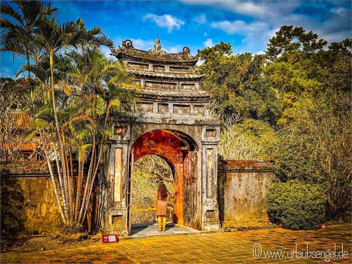 Grabstätten der Nguyen-Kaiser in Hue