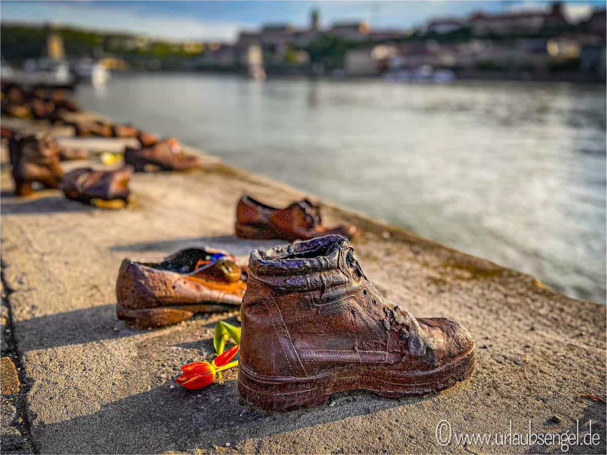 Schuhe am Donauufer | Schuhe am Ufer der Donau | Cipők a Duna-parton in Budapest