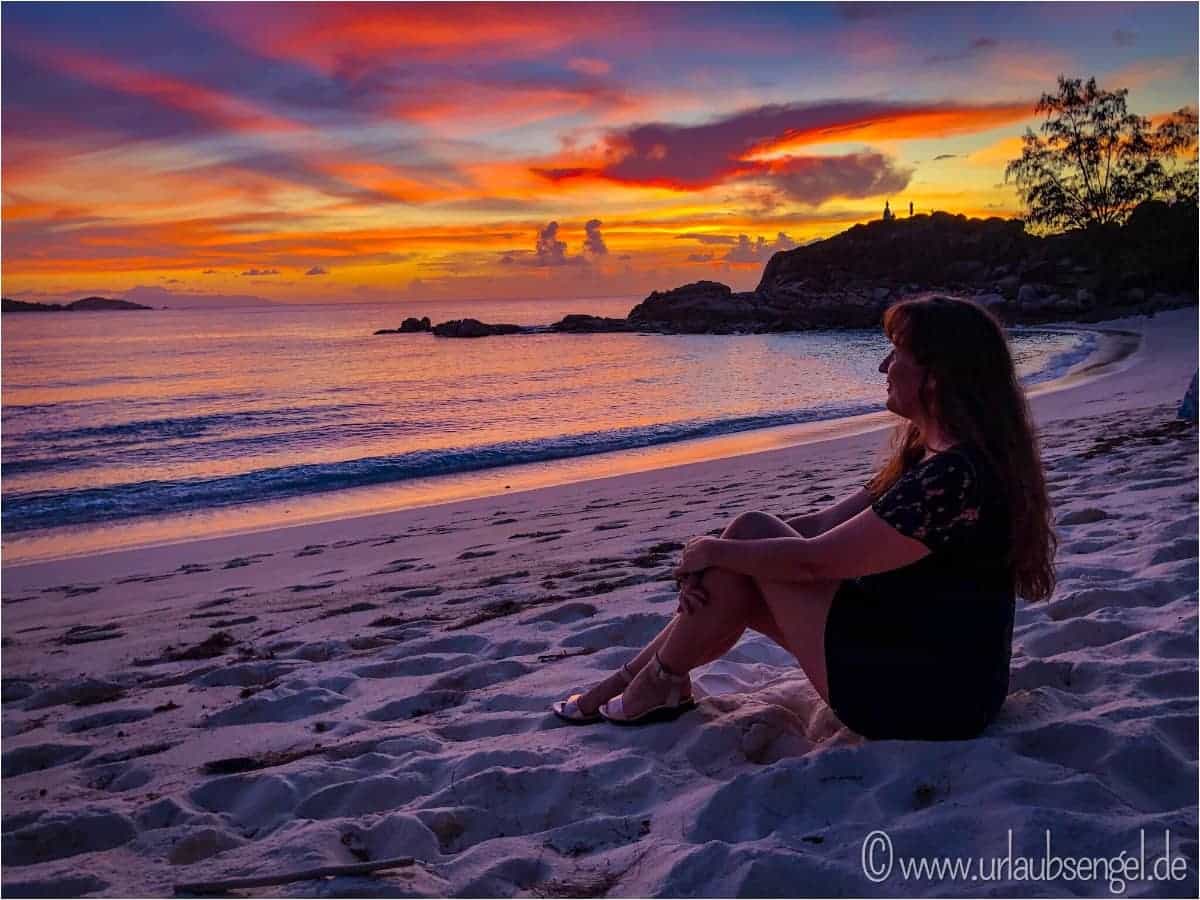 Sonnenuntergang auf Praslin Seychellen