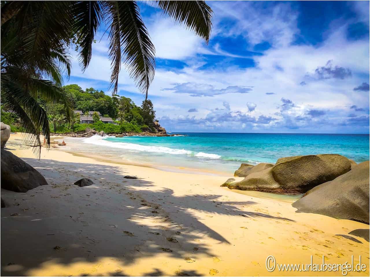 Strand auf Mahé, Seychellen