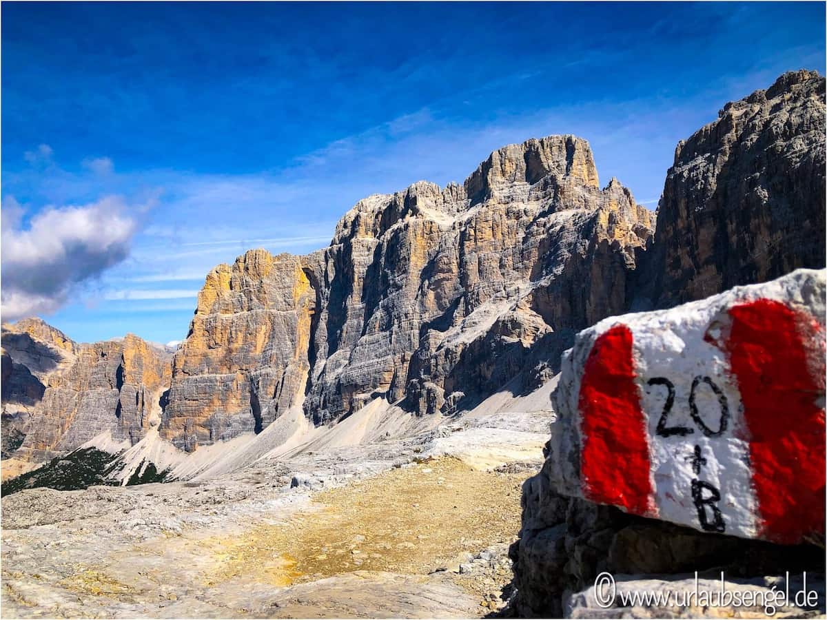 Wanderung vom Lagazuoi zur Scotonihütte im Gadertal