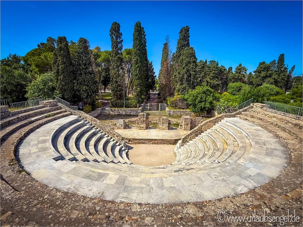 Das Odeon in Kos Stadt
