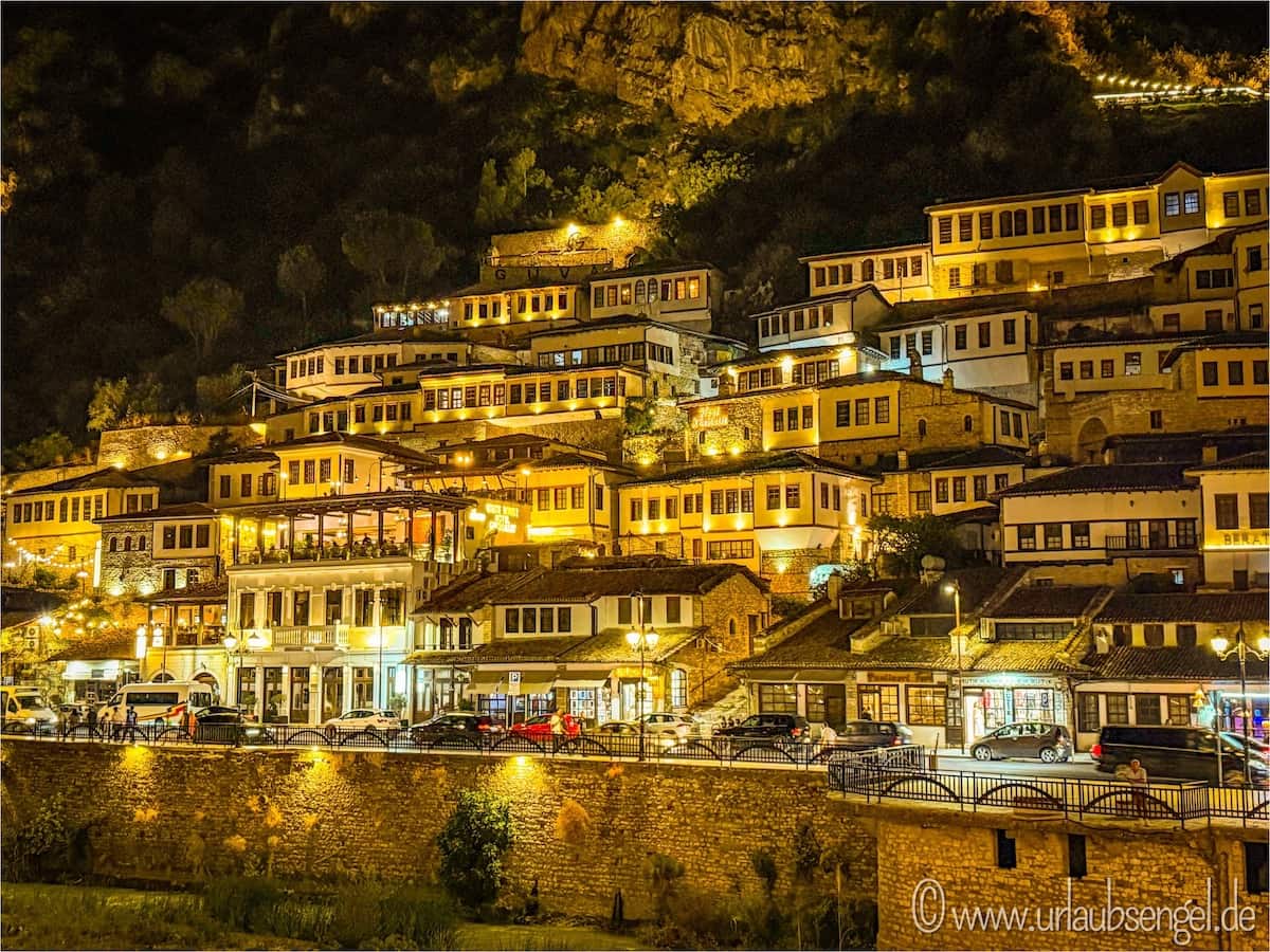 Berat bei Nacht