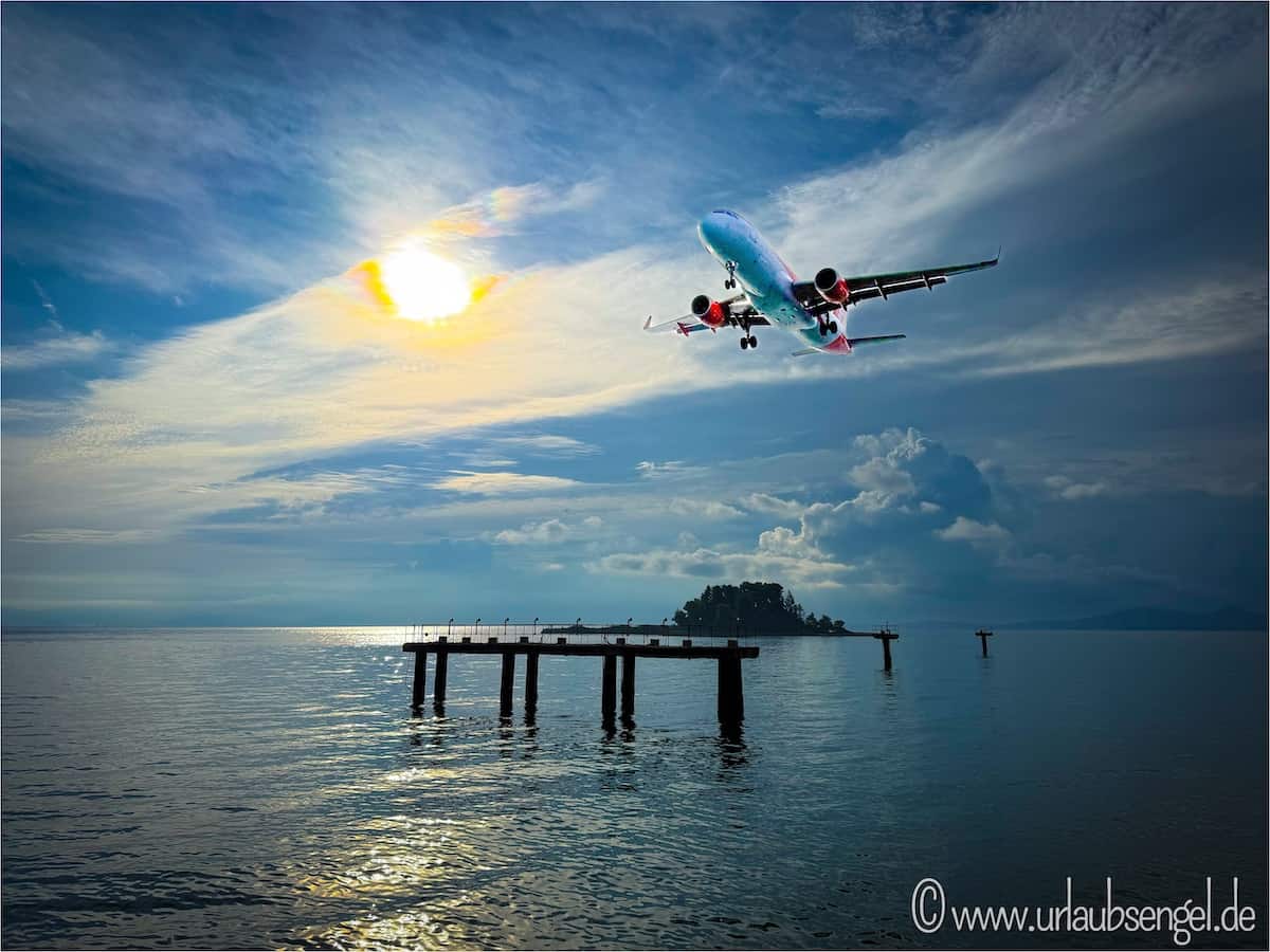 Flughafen und Einflugschneise am Kloster Vlacherna