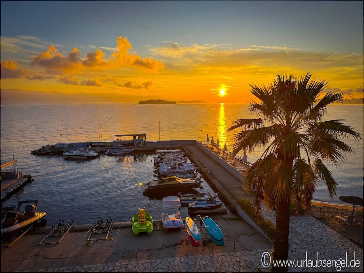 Ausblick aus dem Kontokali Bay Resort
