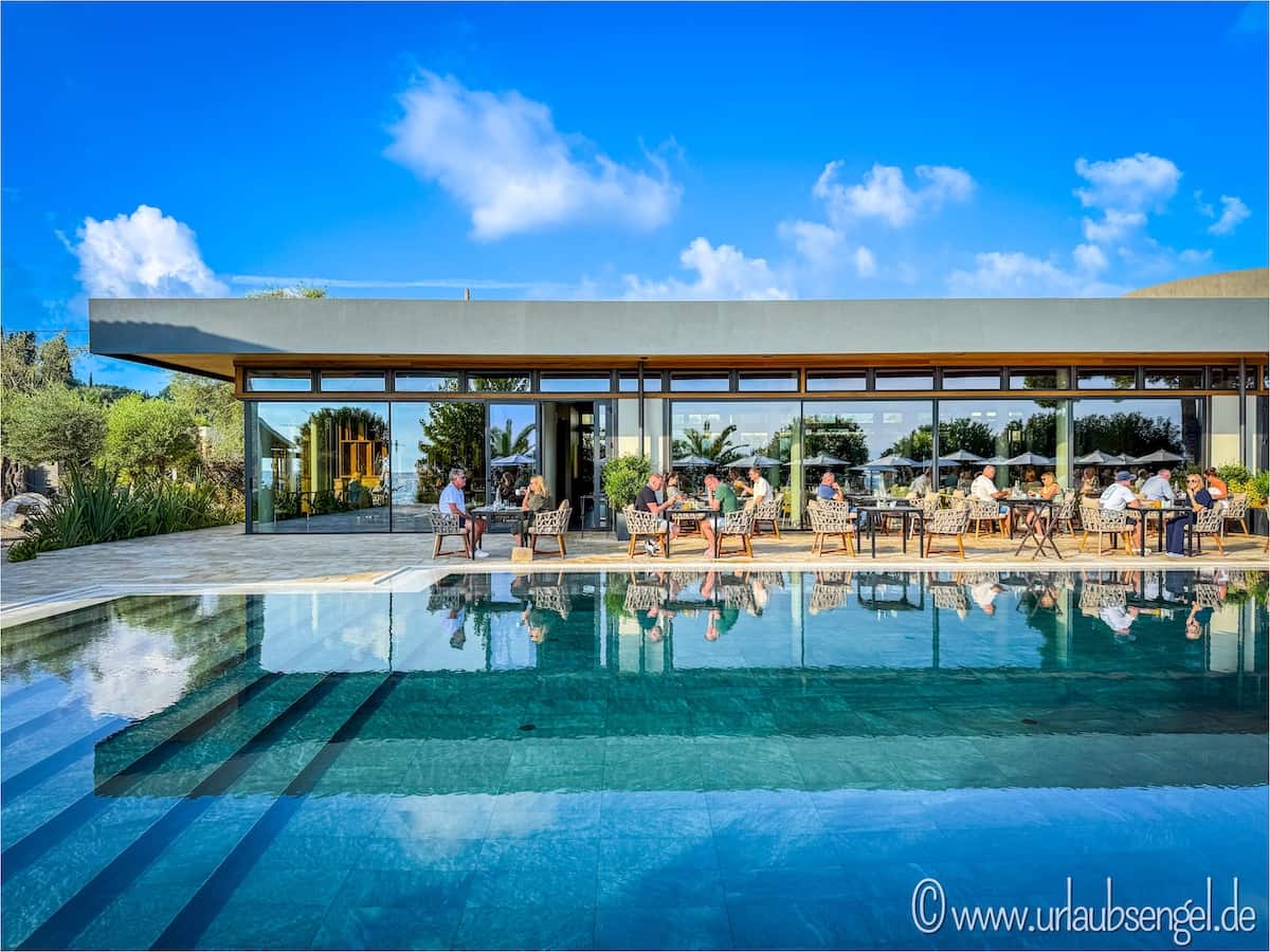 The Olivar Suites | Restaurant Flya und Pool