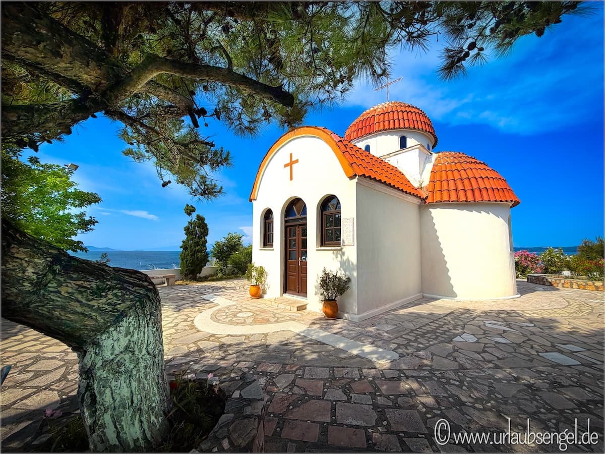 Agios Theodoroi bei Nea Roda, Chalkidiki