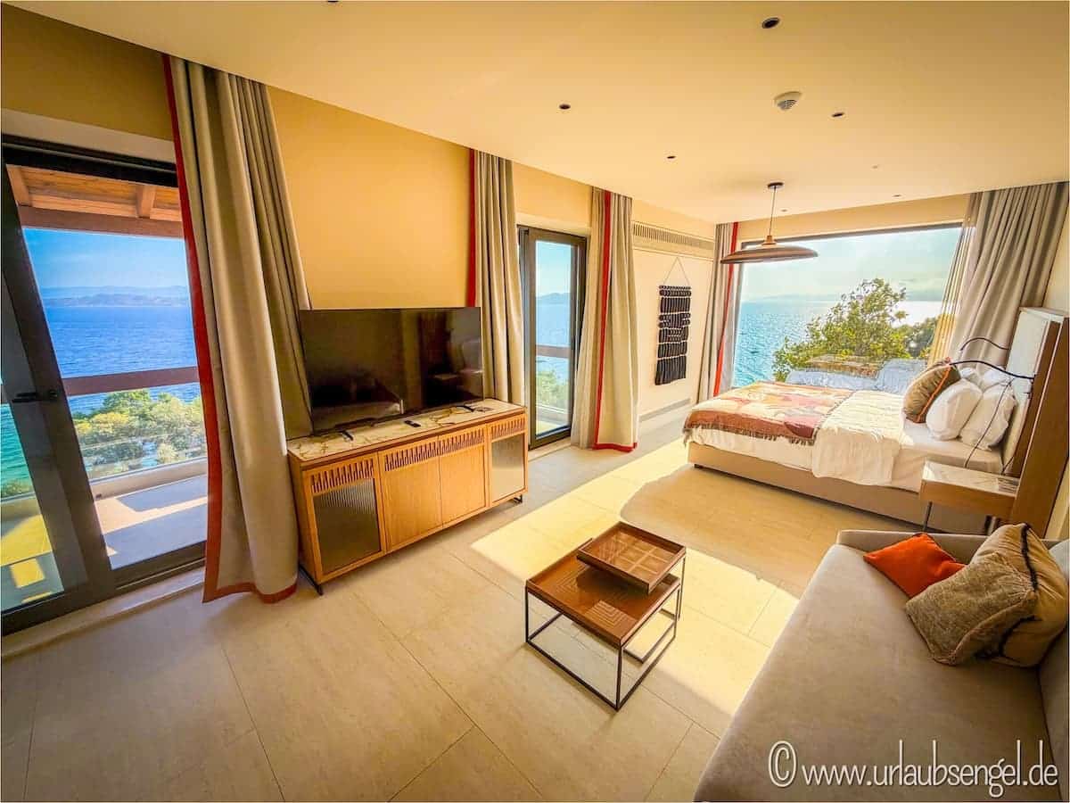 Junior Suite Beachfront, Eagles Palace