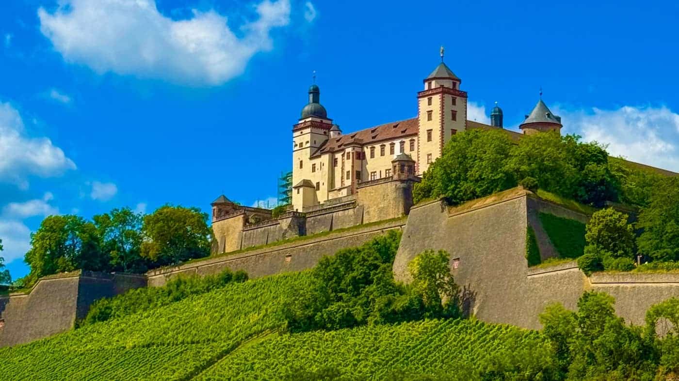 Roadsurfer camper mieten in würzburg